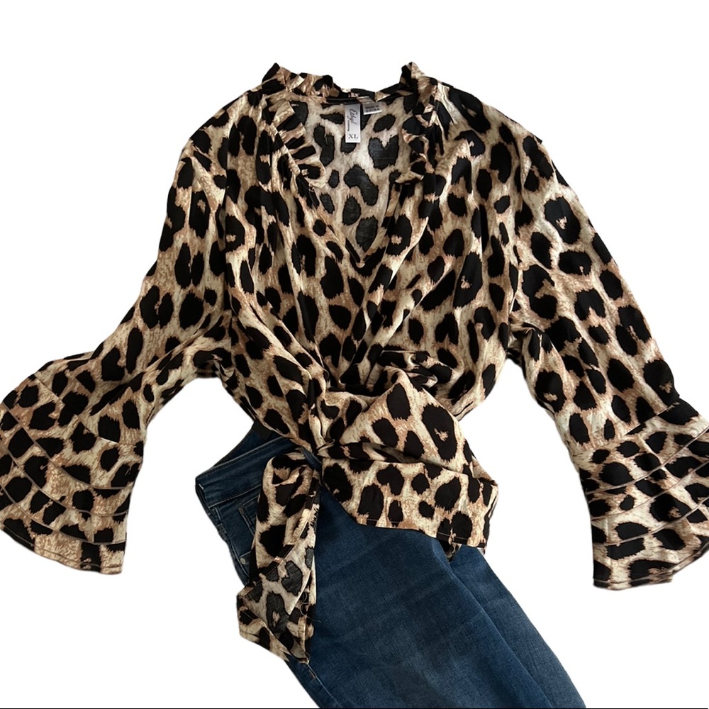 Animal Print Blouse Sz XL